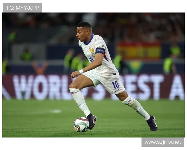 姆巴佩生涯规划对其历史地位上限的影响分析 姆巴佩生涯规划对其历史地位上限的影响分析